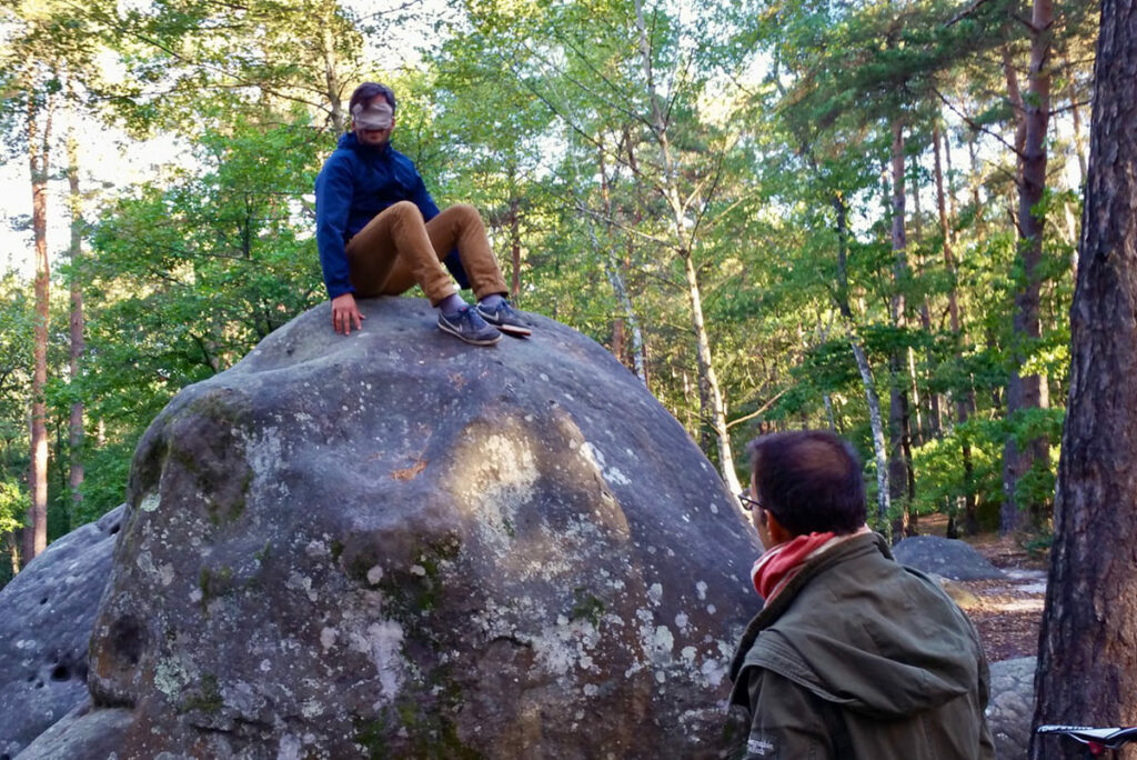 Journée à l'aveugle en forêt